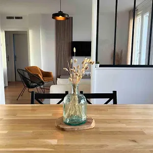 Superbe Refait A Neuf Appartement